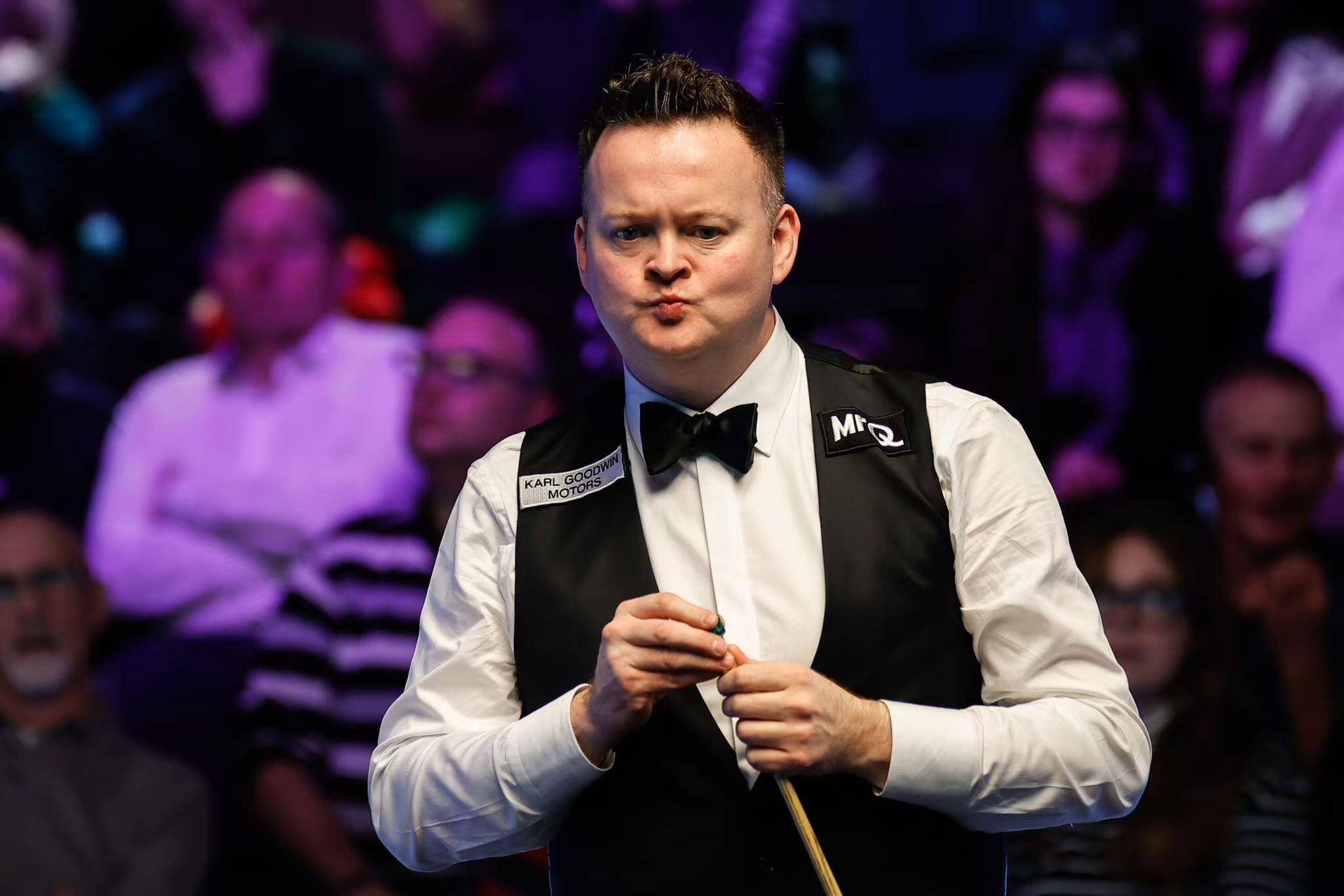 在面对活塞 在面对活塞