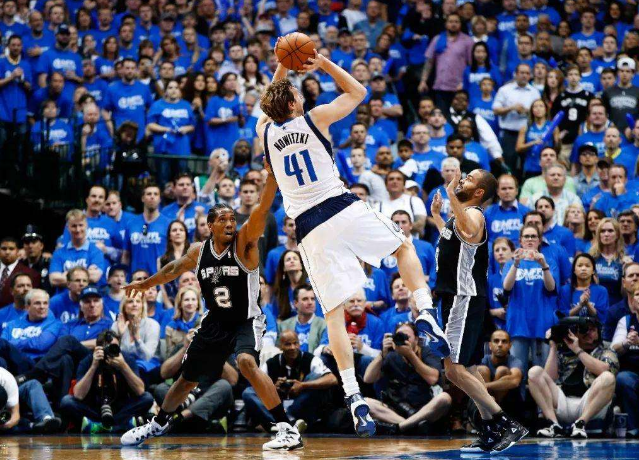 但她没有停 但她没有停