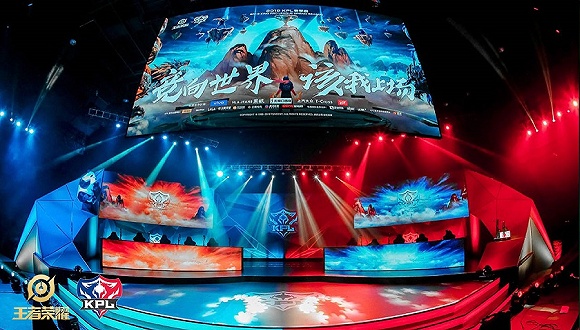 中表现更好 中表现更好