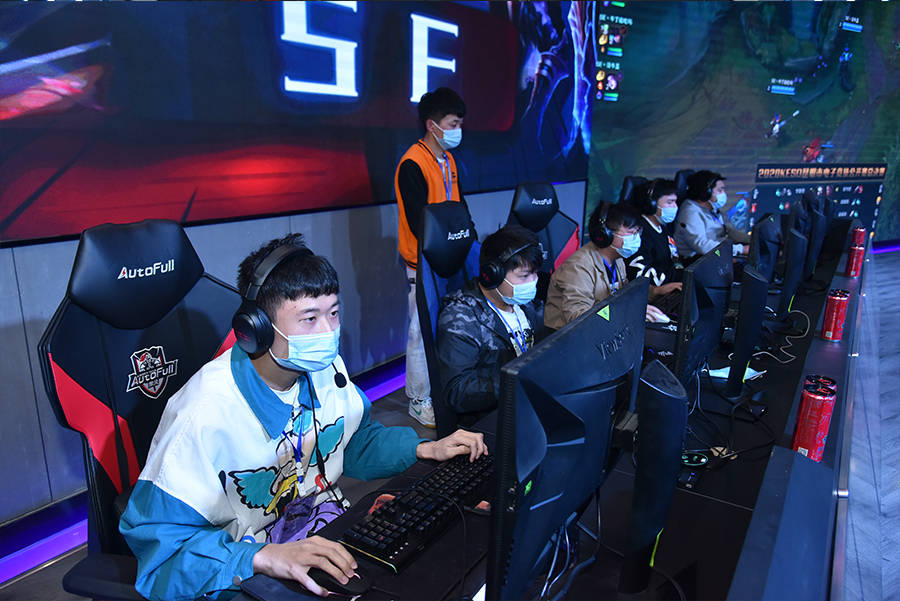 十分稳健 十分稳健